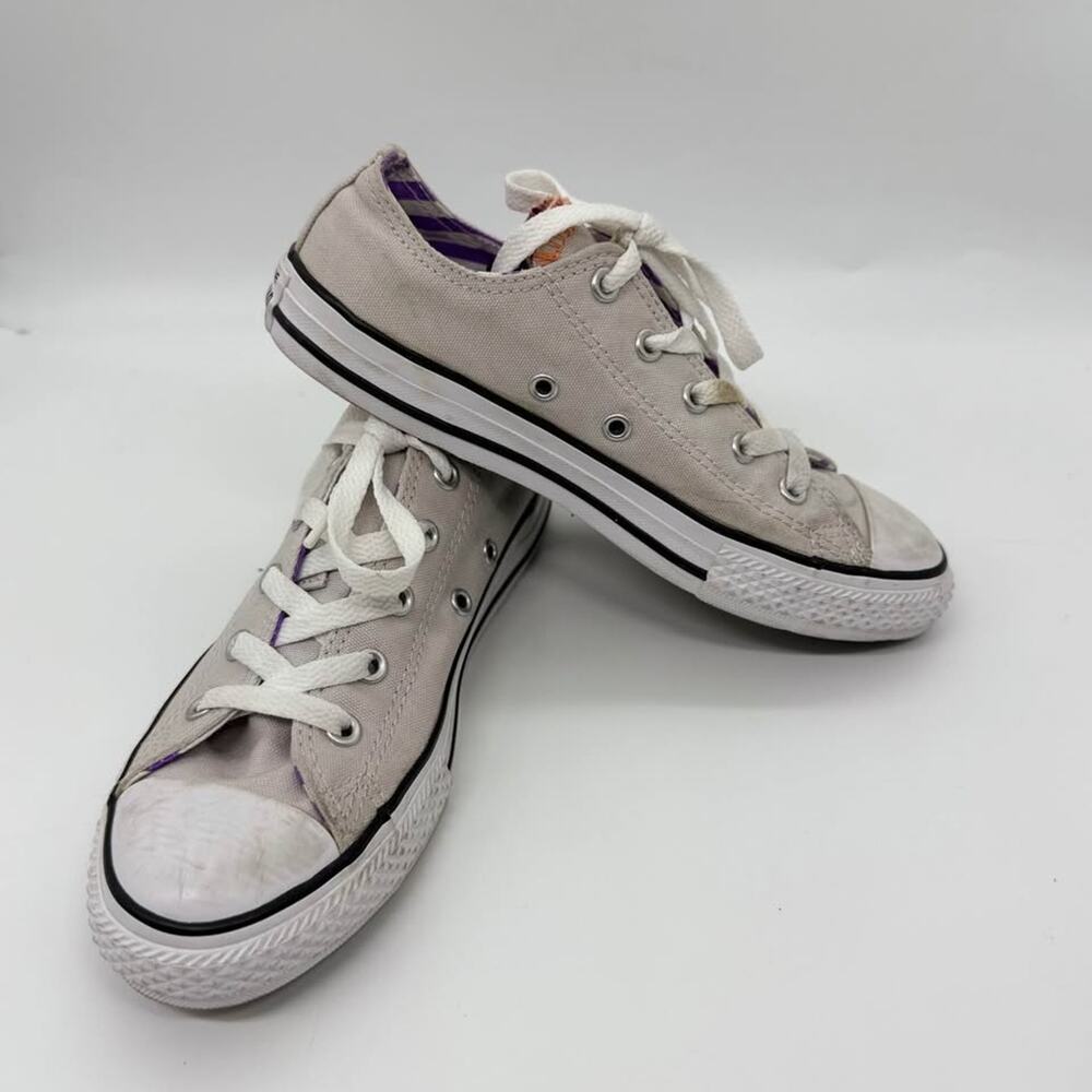 Sz 2 Youth Girls Converse All Star Low Top Light Grey Sneakers Shoes